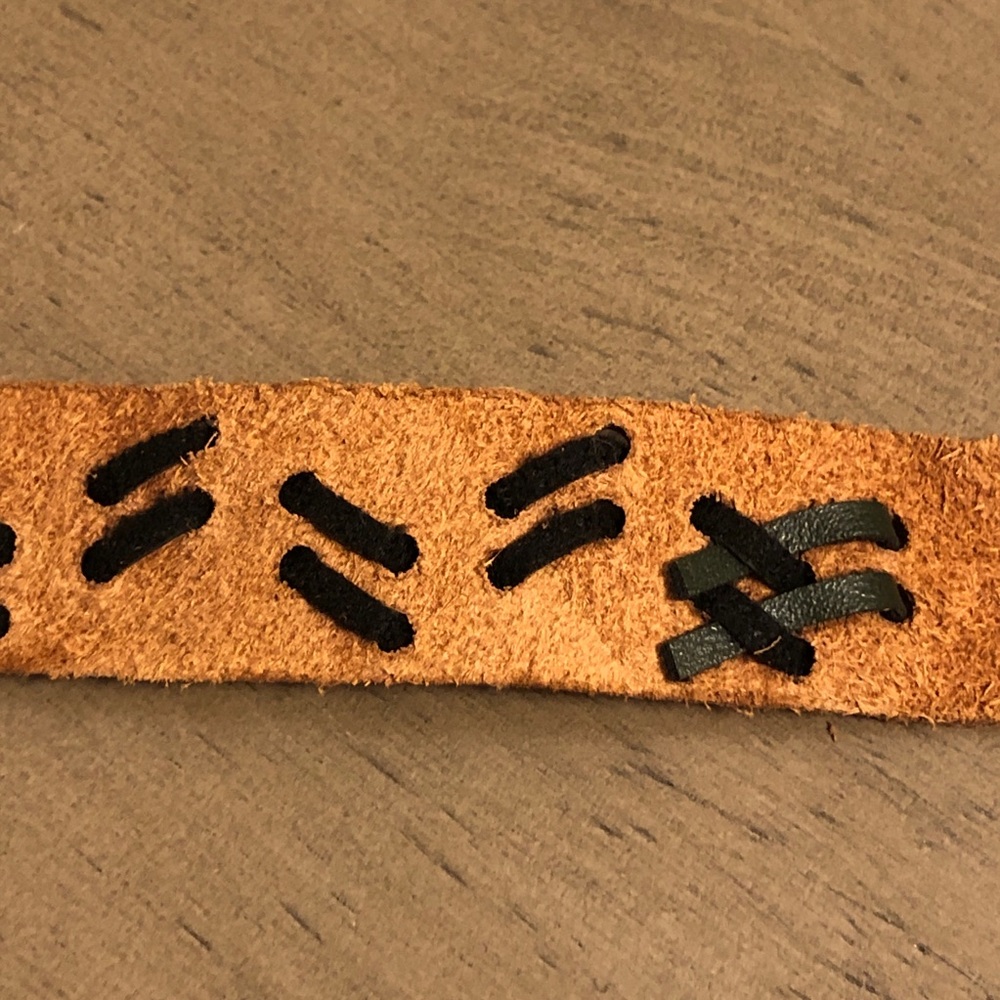 Men’s Jewelry - Brown Leather Bracelet with Black Accents - Picture 7 of 14